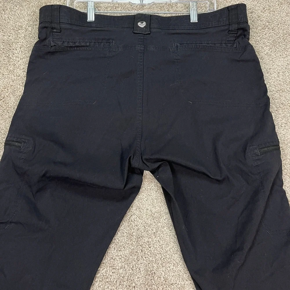Wrangler ATG‎ Pants Mens 40x30 Black Cargo Elastic Waist Gusset in Knees Stretch